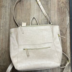 Designed with the modern mom in mind, the Fawn x Nordstrom Square Diaper Bag